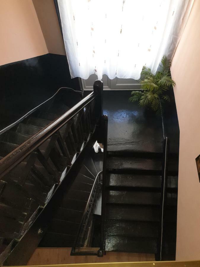 Hotel Валентино Vratsa Exterior foto